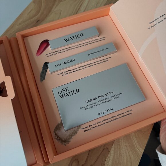 Lise Watier - Luminessence FULL SET - Picture 2 of 4